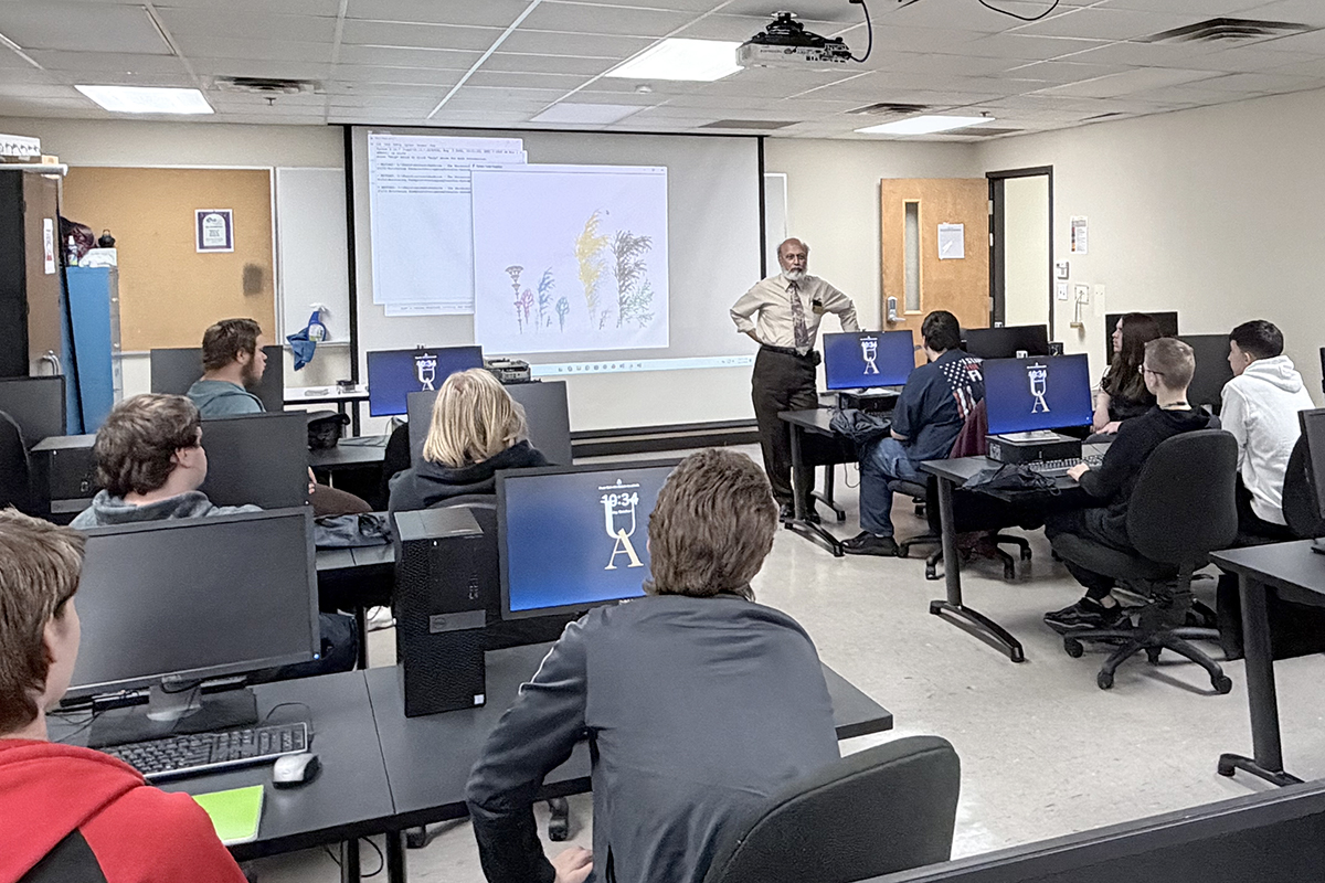 From Python to AI, high school students discover the possibilities of computing at UA