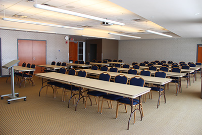 Configurable meeting room set classroom-style at the University of Akron Student Union